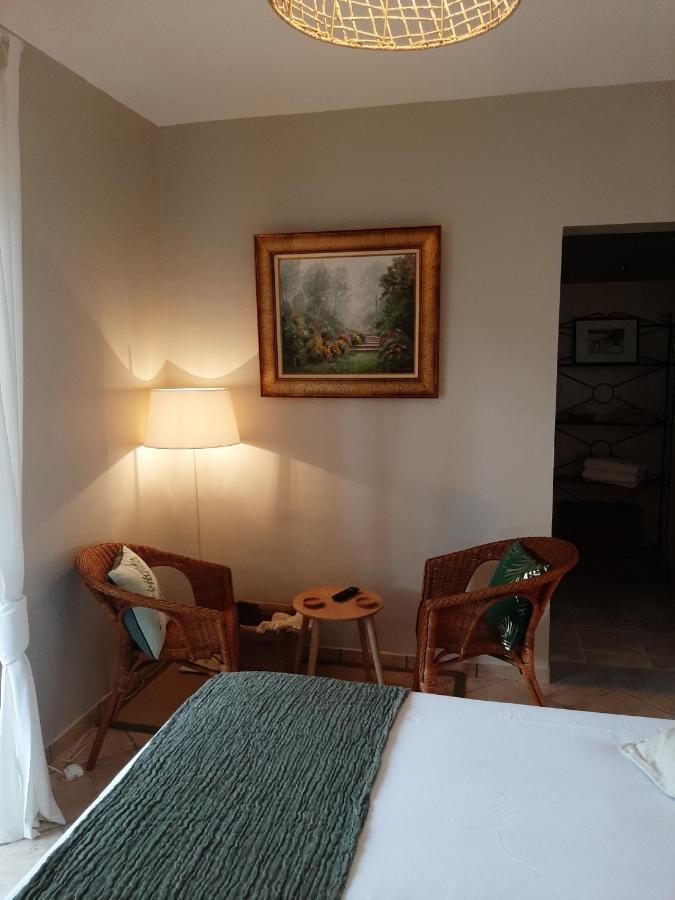 Une Pause En Provence 르보쎄 외부 사진