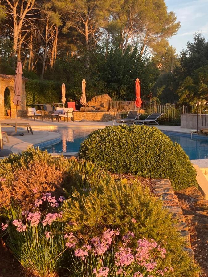Une Pause En Provence 르보쎄 외부 사진
