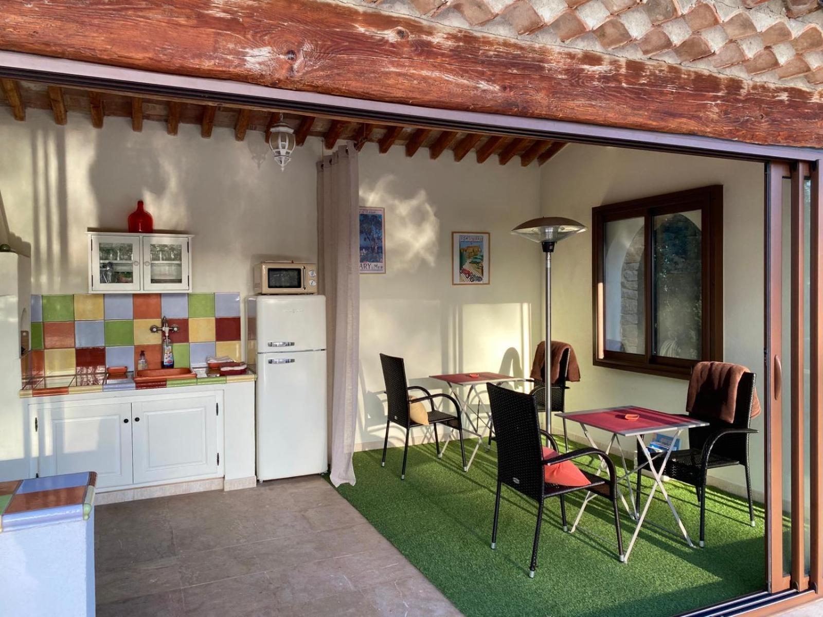 Une Pause En Provence 르보쎄 외부 사진